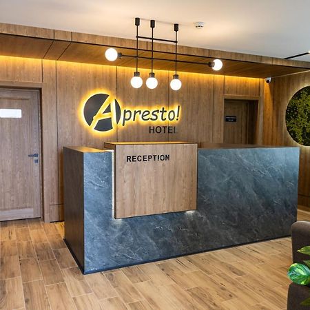 ホテル A Presto ヴィーンヌィツャ エクステリア 写真